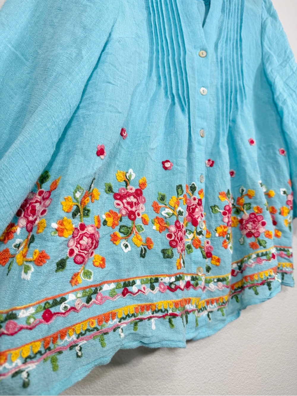 Anthropologie Figueroa & Flower Shirt Blue Embroidered Floral Blouse Top Women M - Picture 2 of 7